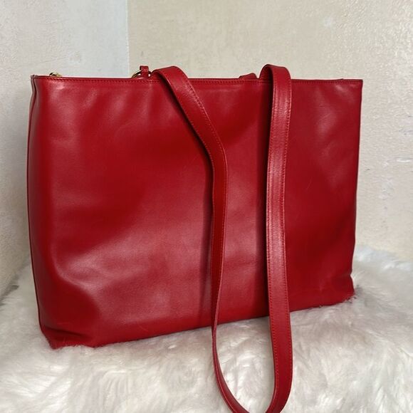 💯Authentic Christian Dior Tote Handbag🍀 - Picture 10 of 17